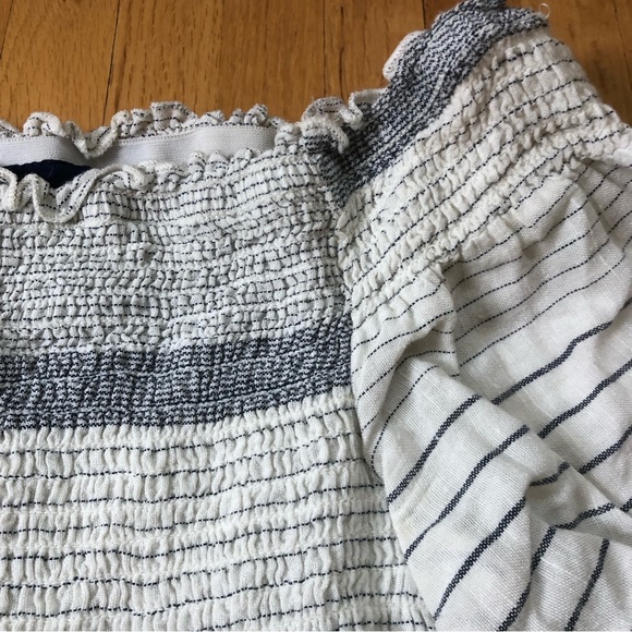 Francesca’s Off Shoulder Top - Picture 2 of 6